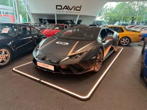 Lamborghini Huracán Sterrato*1. Hand*Ad Personam*Sensonum*