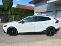Volvo V40 Cross Country Momentum