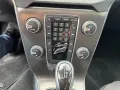 Volvo V40 Cross Country Momentum