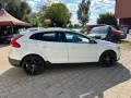 Volvo V40 Cross Country Momentum