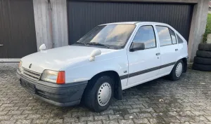 Opel Kadett Kadett E LS 1.6i