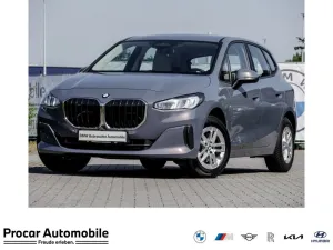 BMW 216i AHK RFK NAVI LED Sound Syst. PDC V+H DAB
