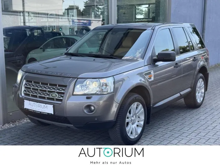 Land Rover Freelander 2 HSE i6 4x4 AUTO. LEDER PANO SZHZG