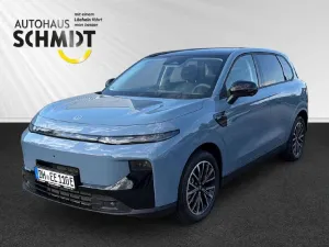 Leapmotor B10 160 kW Hybrid EV Design