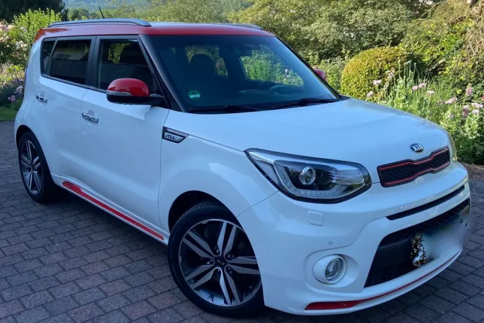 Kia Soul 1.6 CRDi White&Red Edition DCT White&Re...