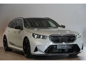 BMW M5 Touring Ultimate Package Memo HUD AHK B&W 360