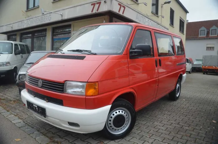 Volkswagen T4 Bus Syncro 2,5 Benziner, original 77500m