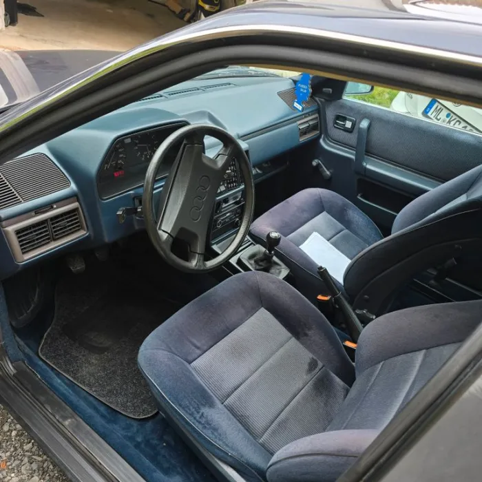 Audi 100 c3 44