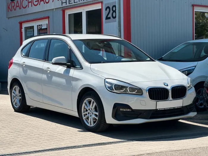 BMW 216 d Active Tourer*LED*Navi*Parkpilot*Sitzheizg