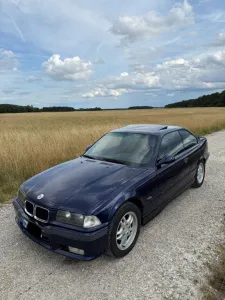 BMW E36 323i Coupé  1996  original, unve...