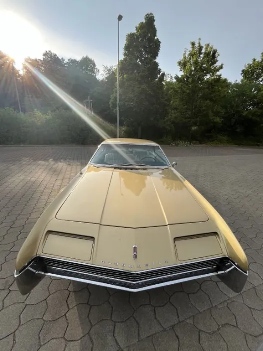 Oldsmobile 1966 Toronado 427cui 7.0 Liter 390 PS TÜV NEU