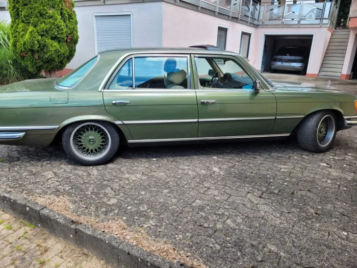 Mercedes-Benz 450 SEL 6.9