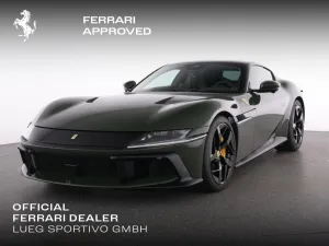 Ferrari 12 Cilindri Verde Rainforest - Alcantara Interio