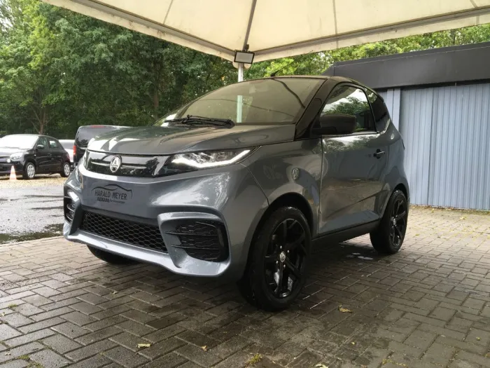 Aixam eCity Sport Autom/1.Hd/LED/Leder/Kamera/DAB/ABS