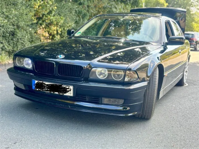 BMW 728i E38 VFL