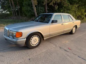 Mercedes-Benz Mercedes Benz S 560 SEL