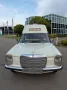 Mercedes-Benz 240 D Krankenwagen Sammlerstück