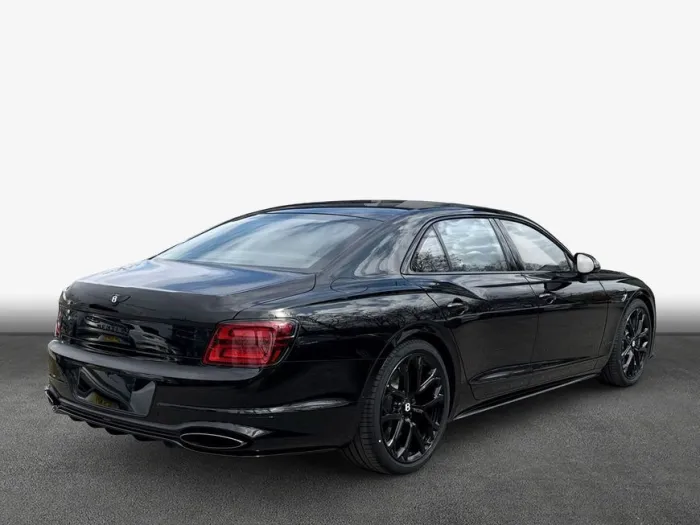 Bentley New Flying Spur V8 Hybrid Speed