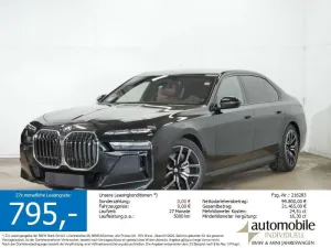 BMW i7 xDr. 60 M Sport NP 163540.- ACC Massage Park+