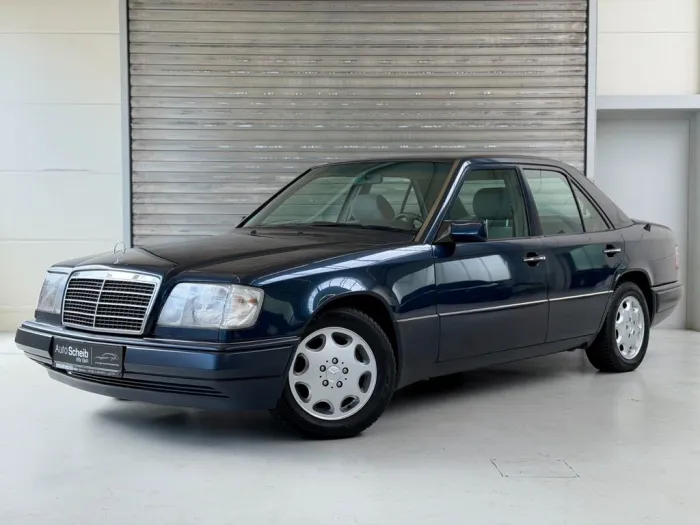Mercedes-Benz 220E Limousine*W124*Automatik*Klima*Gepflegt*