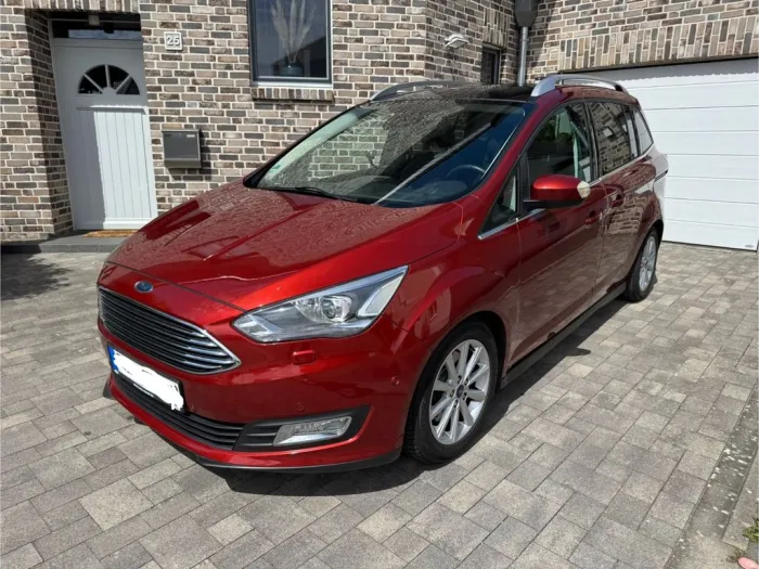 Ford Grand C-Max 1,5 EcoBoost 110kW Titanium Auto...