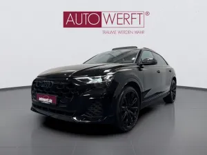 Audi SQ8 4.0 TFSI QU BLACK FAHRWERKS.P HEAD STDHZ CAR