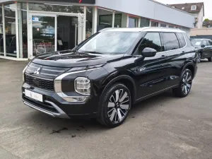 Mitsubishi Outlander 2.4L PHEV TOP Luxury-Paket 2-Farb