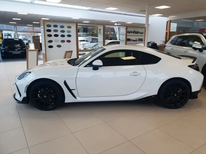 Subaru BRZ 2,4 Sport STI Paket Miltek
