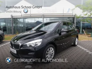 BMW 216d Active Tourer Advantage NAV SHZ PDC hinten