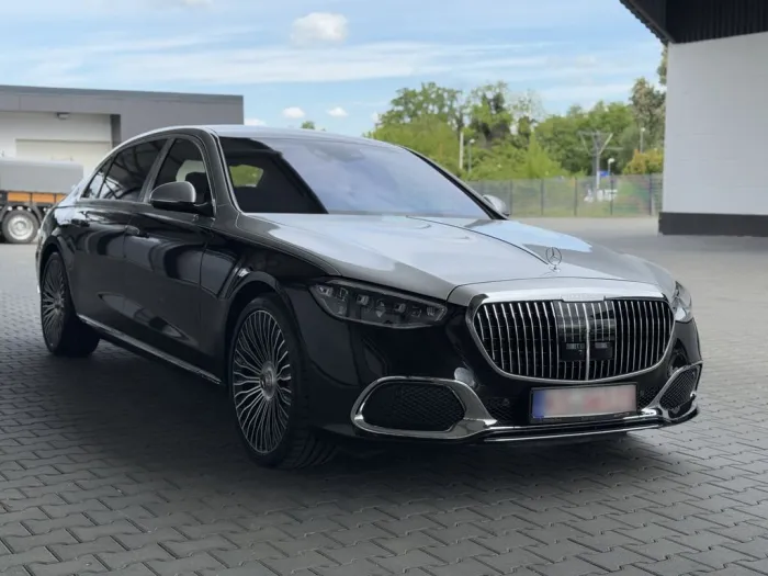Maybach Mercedes Benz S680 Maybach V12 High-End -Paket