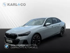 BMW i5 eDrive40 M-SportPRO Panorama AHK ACC 360 B&W