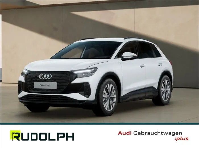 Audi Q4 40 150KW LED NAVI CarPlay SHZ Standklima PDCv