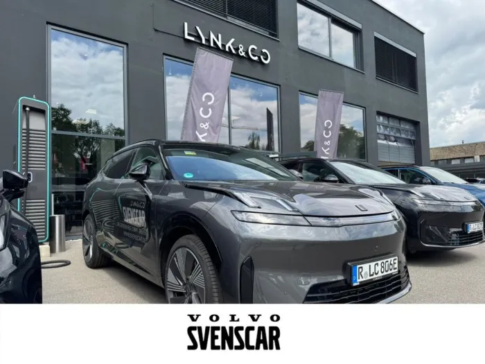 Lynk&Co 08 More / Vorführfahrzeug / AHK / Garantie