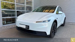 Tesla Model Y Long Range RWD