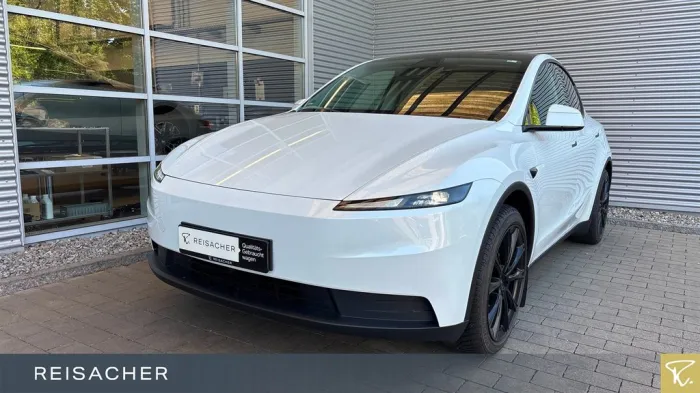 Tesla Model Y Long Range RWD