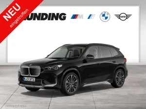 BMW iX1 xDrive30 A xLine HUD-Navi-HK-HiFi-DAB-LED-RF
