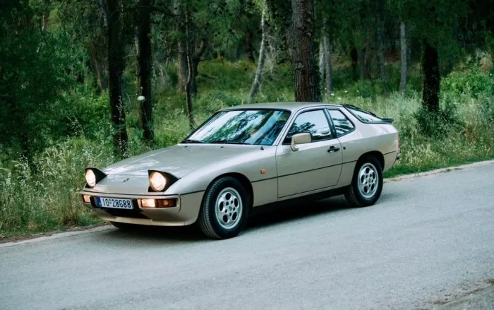 Porsche 924S