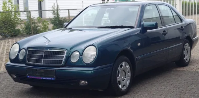 Mercedes-Benz E 230 Limousine Tüv Neu Automatik Klima