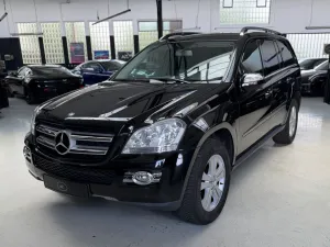Mercedes-Benz GL 320 CDI/4MATIC/7-SITZ/STHZ/RFK/AHK/XENON/PANO