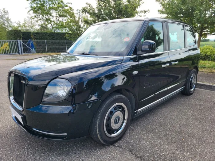 LEVC TX VISTA PHEV RANGE EXTENDER COMFORT