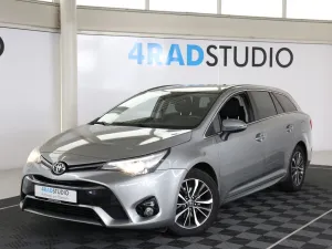 Toyota Avensis 1.8 KLIMA SITZHEIZUNG KAMERA 1.HAND
