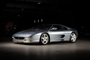 Ferrari F355 Berlinetta / Schalensitzen / Girgio Titiano