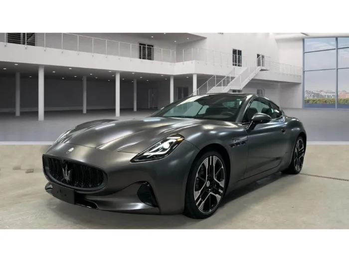 Maserati GranTurismo 560 kW BEV AWD Folgore Matt 4Tkm