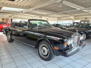 Rolls-Royce Corniche/Technisch umfassend revidiert+Historie