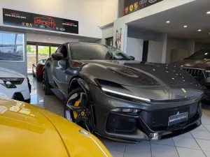 Ferrari Purosangue iva esposta pronto consegna