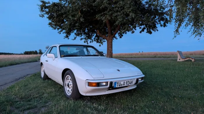 Porsche 924