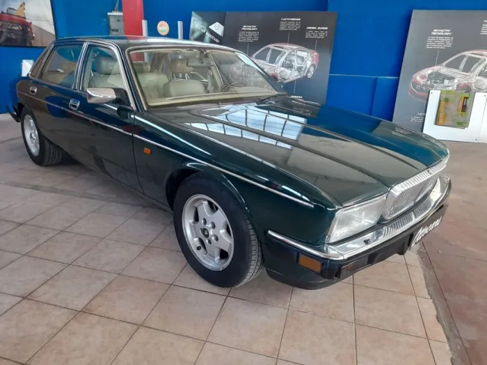 Jaguar Daimler 4.0