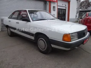 Audi 100 1,8 Automatik 