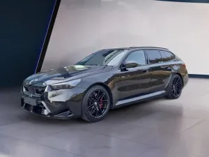 BMW M5 Touring Comfort+DrivAssistPro+ParkPro+Pano