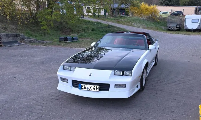 Chevrolet Camaro 1992 - T-Top - V6- Schalt...